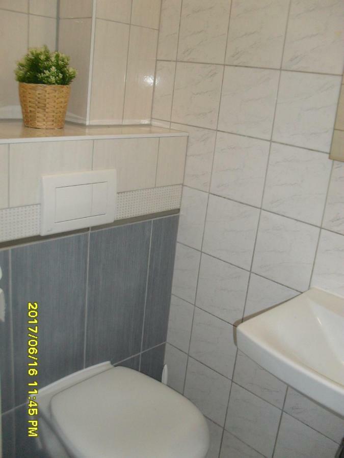 Hotel Fortuna Senec Esterno foto